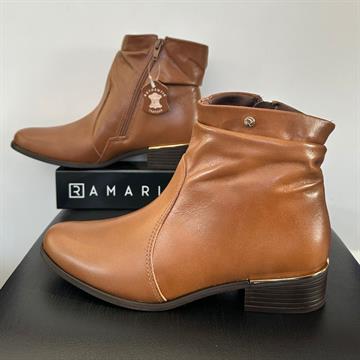 BOTA RMR2453103 EM COURO CANO CURTO